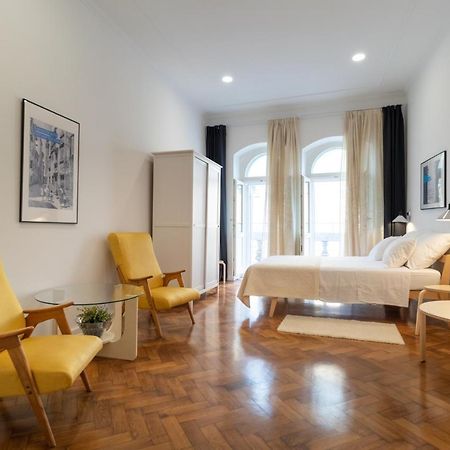 Mimi Carera Apartment & Room روفينج المظهر الخارجي الصورة