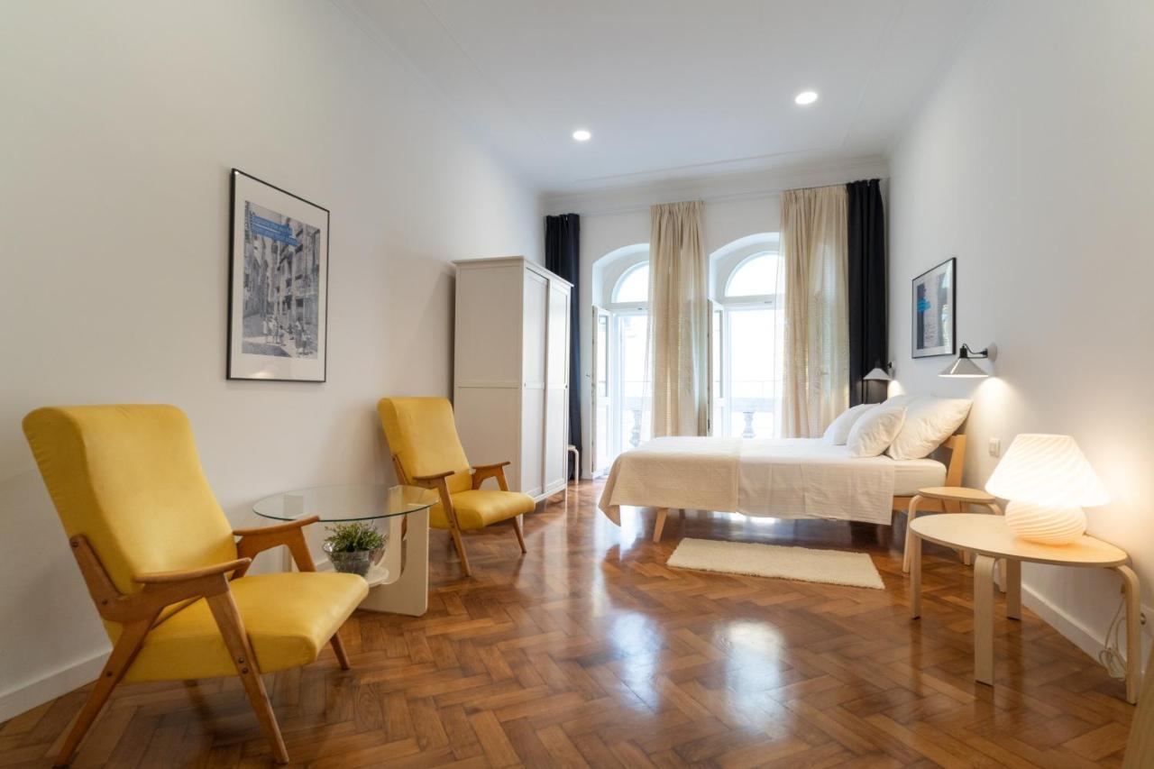 Mimi Carera Apartment & Room روفينج المظهر الخارجي الصورة