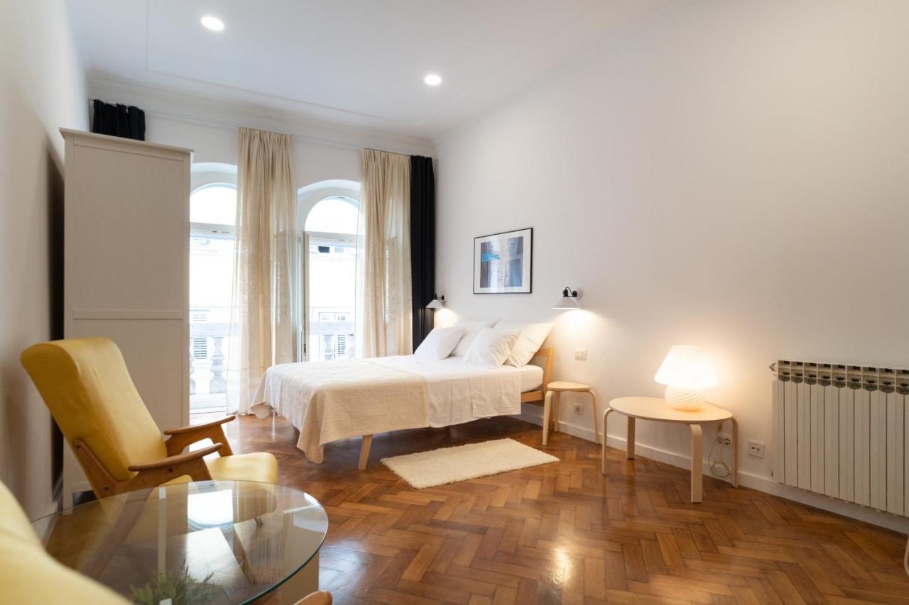 Mimi Carera Apartment & Room روفينج المظهر الخارجي الصورة